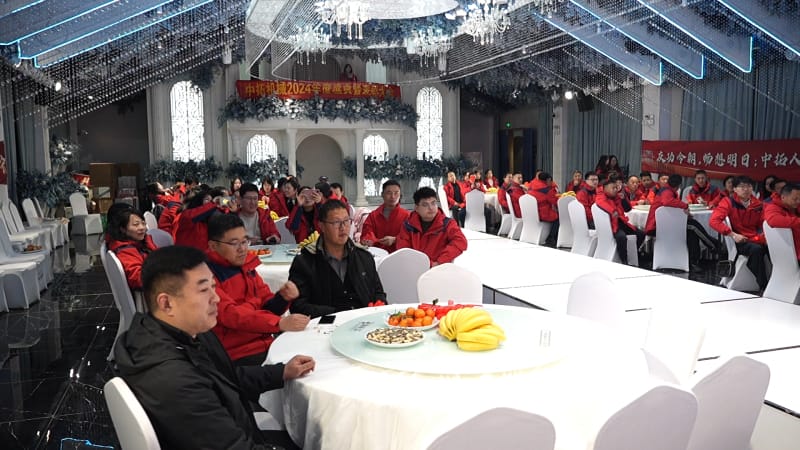蛇年伊始萬(wàn)象更新，中拓機(jī)械正月初八開(kāi)工大吉，開(kāi)啟冷彎行業(yè)新征程